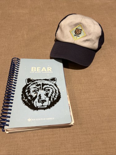 Bear cub scout set official - scout,